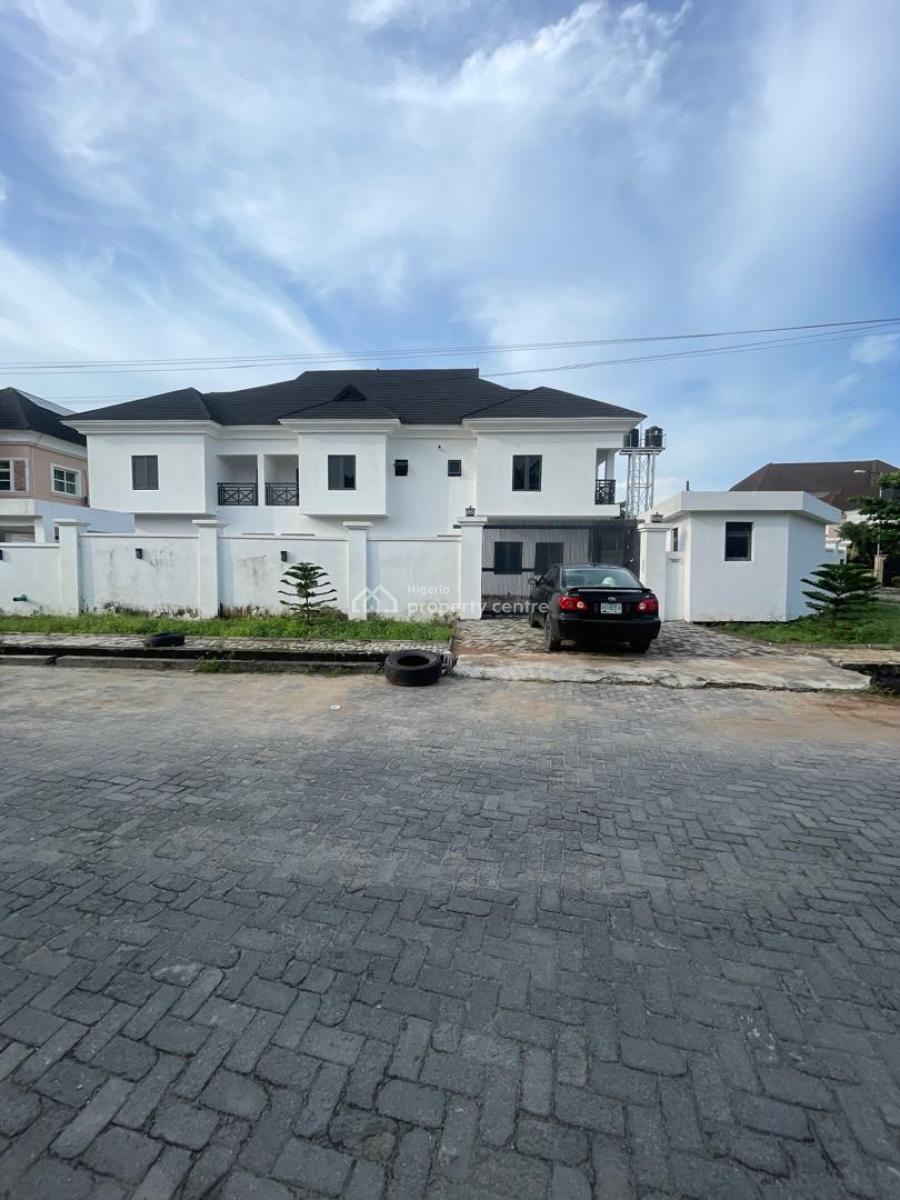 Spacious Corner-piece Property Comprising 3 Separate Units, Off Admiralty Way, Lekki Phase 1, Lekki, Lagos, House for Sale