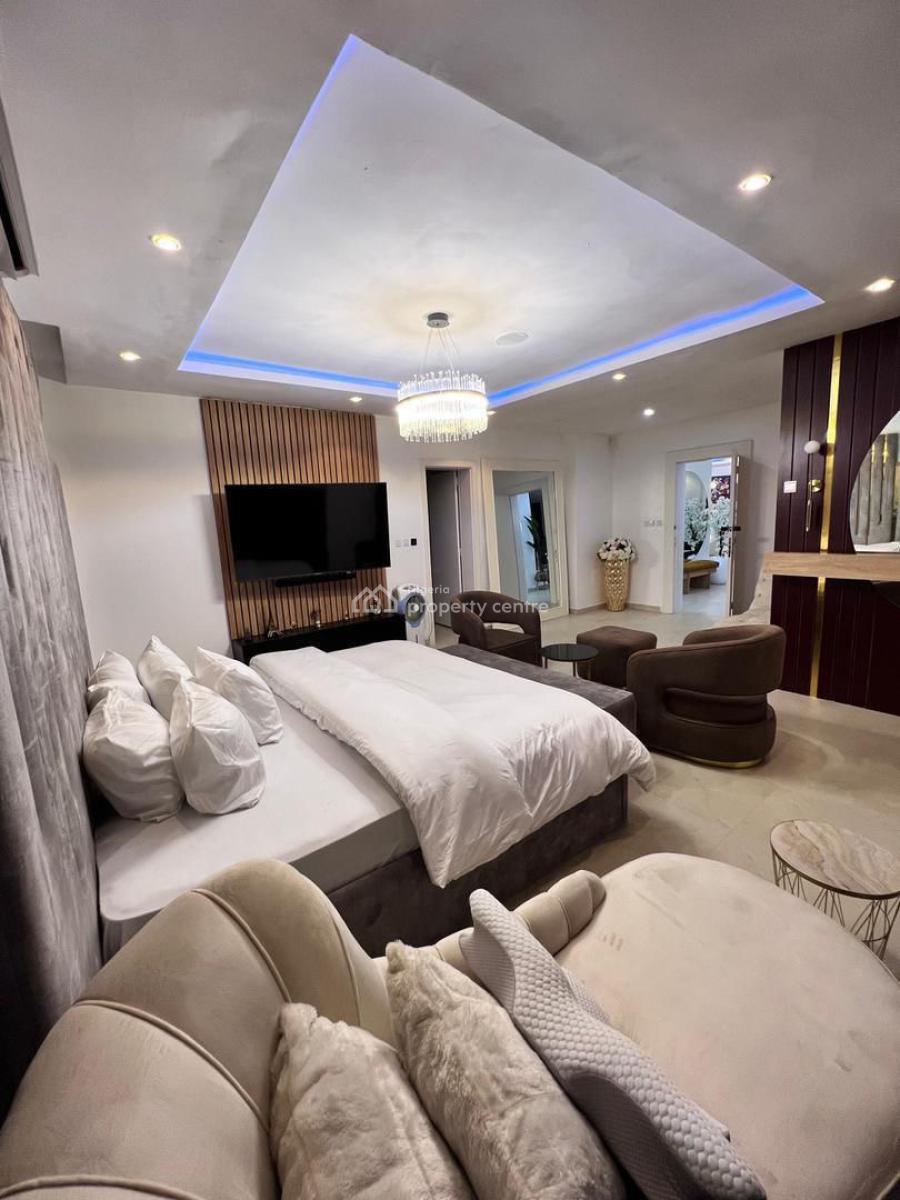 Luxurious & Spacious Well Furnished 3 Bedroom Apartment with Pool, Lekki Phase 1, Lekki, Lagos, Flat / Apartment for Rent