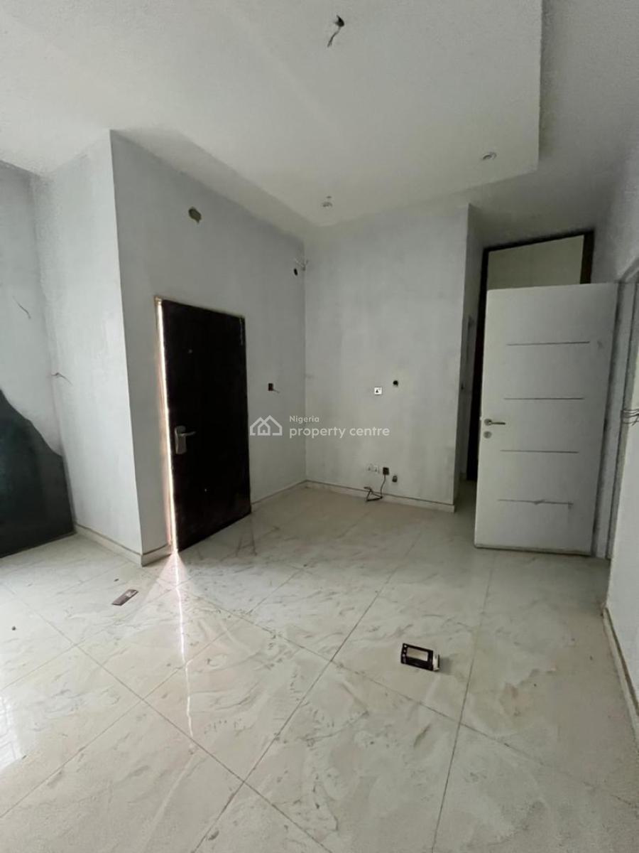 4 Bedroom Terrace with Bq, Guzape District, Abuja, Terraced Duplex for Sale