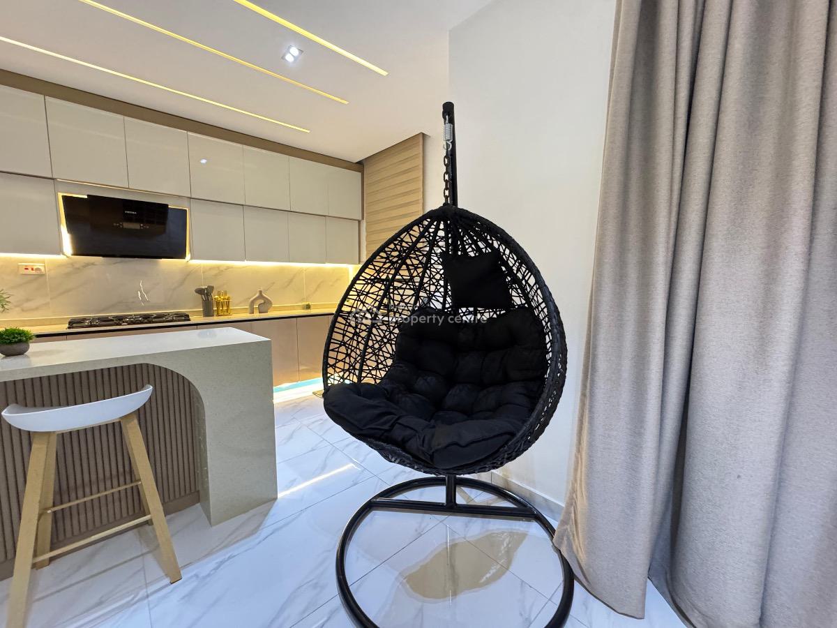 Luxury 2 Bedroom Apartment with Ps5 and Swimming Pool Available., Lekki, Lagos, Flat / Apartment Short Let