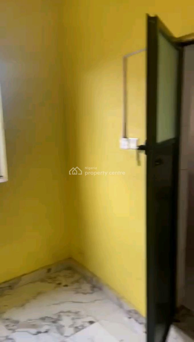 Neatly Used, Spacious and Standard 2 Bedroom Flat, Palmgrove, Ilupeju, Lagos, Flat / Apartment for Rent