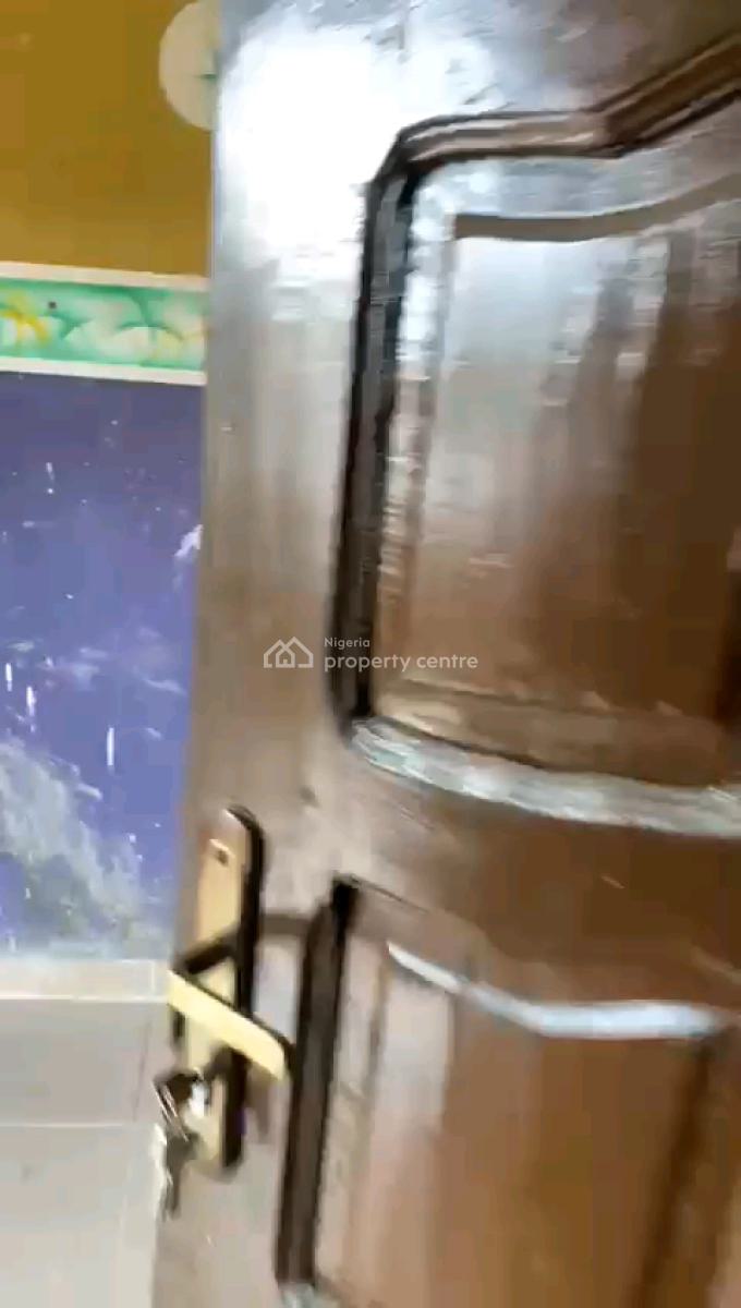 Neatly Used, Spacious and Standard 3 Bedroom Flat, Off Kayode, Onipanu, Shomolu, Lagos, Flat / Apartment for Rent