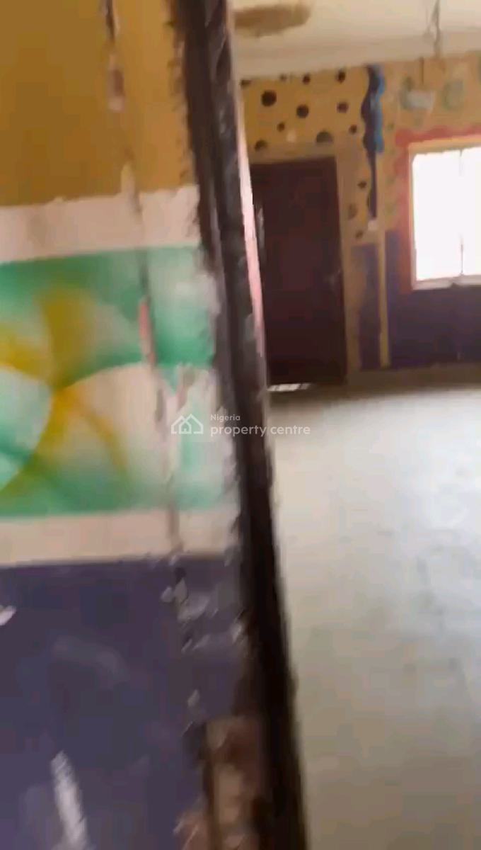 Neatly Used, Spacious and Standard 3 Bedroom Flat, Off Kayode, Onipanu, Shomolu, Lagos, Flat / Apartment for Rent