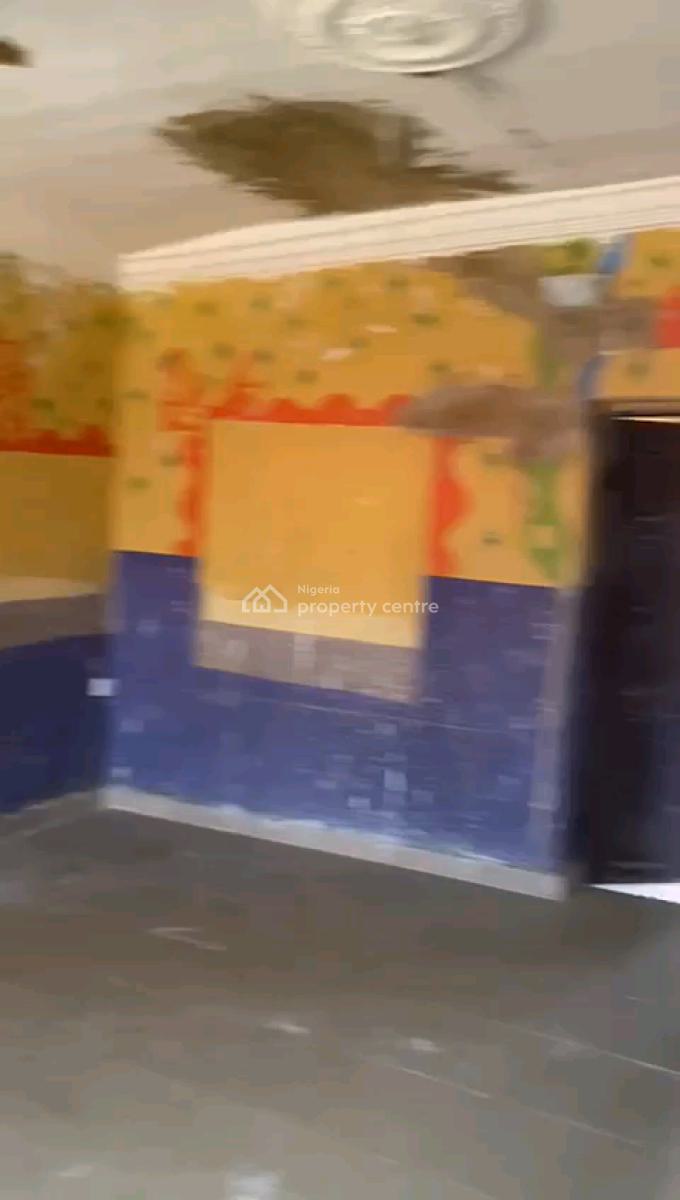 Neatly Used, Spacious and Standard 3 Bedroom Flat, Off Kayode, Onipanu, Shomolu, Lagos, Flat / Apartment for Rent