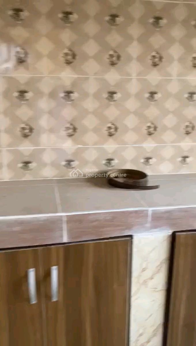 Neatly Used, Spacious and Standard 3 Bedroom Flat, Off Kayode, Onipanu, Shomolu, Lagos, Flat / Apartment for Rent