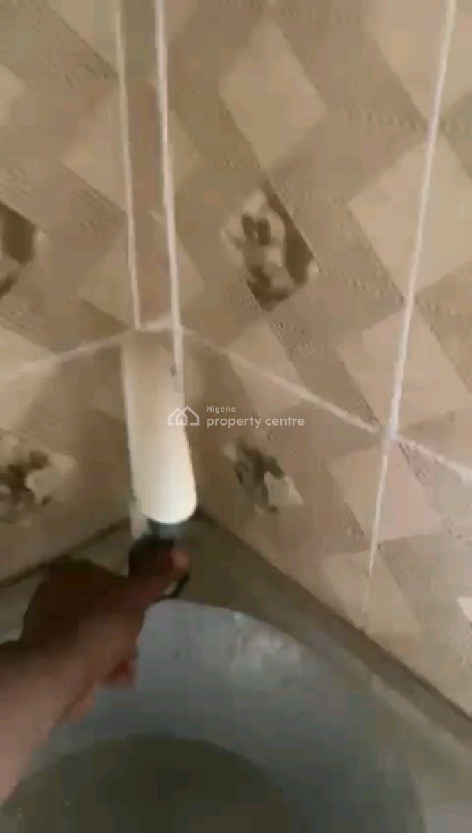 Neatly Used, Spacious and Standard 3 Bedroom Flat, Off Kayode, Onipanu, Shomolu, Lagos, Flat / Apartment for Rent