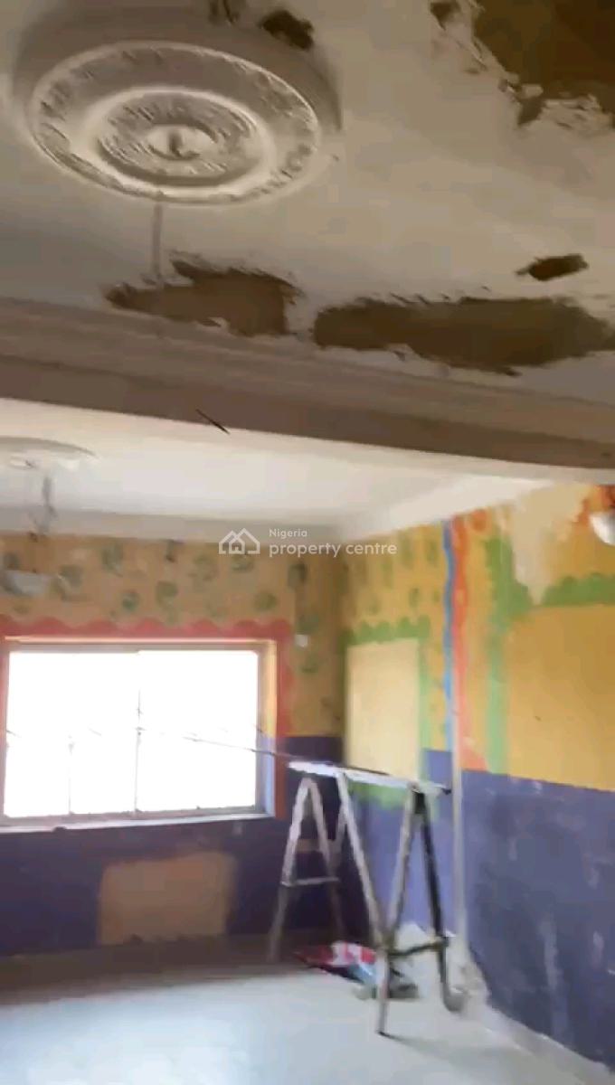 Neatly Used, Spacious and Standard 3 Bedroom Flat, Off Kayode, Onipanu, Shomolu, Lagos, Flat / Apartment for Rent