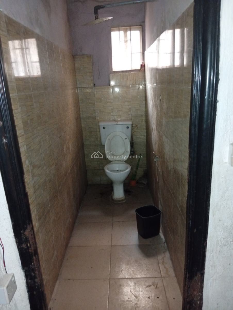 Spacious Mini Flat, Off Lawanson Surulere Lagos, Lawanson, Surulere, Lagos, Mini Flat (room and Parlour) for Rent