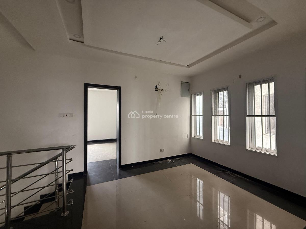 4 Bedroom Terraced Duplex with Bq, Osapa, Lekki, Lagos, Terraced Duplex for Sale
