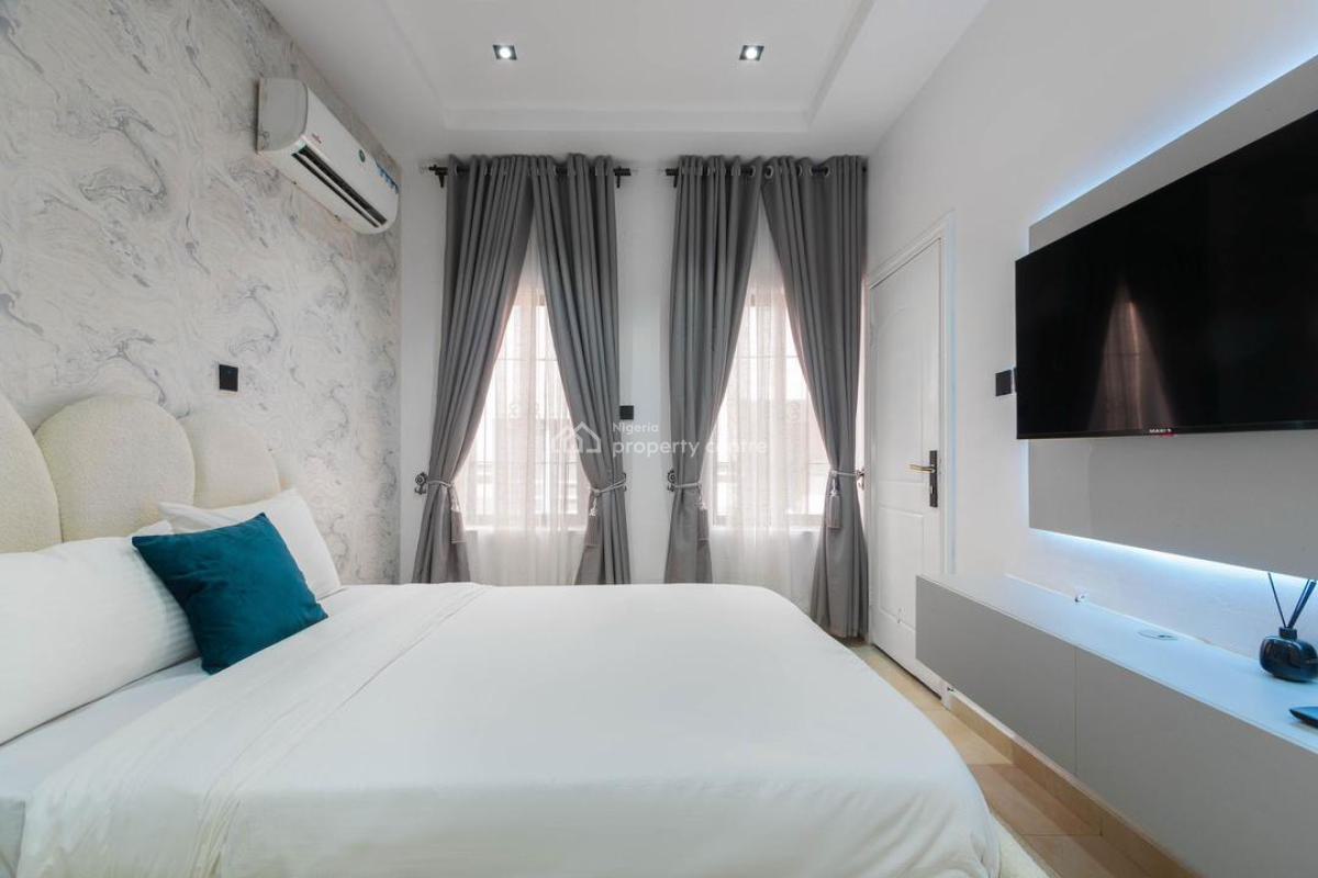 Luxury 3 Bedroom Apartment with Ps5 and Chef on Demand, Lekki, Lagos, Flat / Apartment Short Let