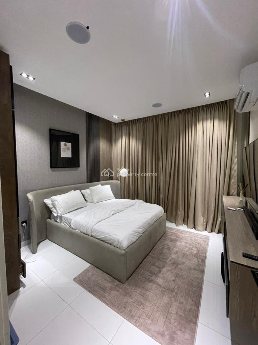 Luxurious 2 Bedroom Apartment +gym with Excellent Facilities, Ologolo, Lekki, Lagos, Block of Flats for Sale