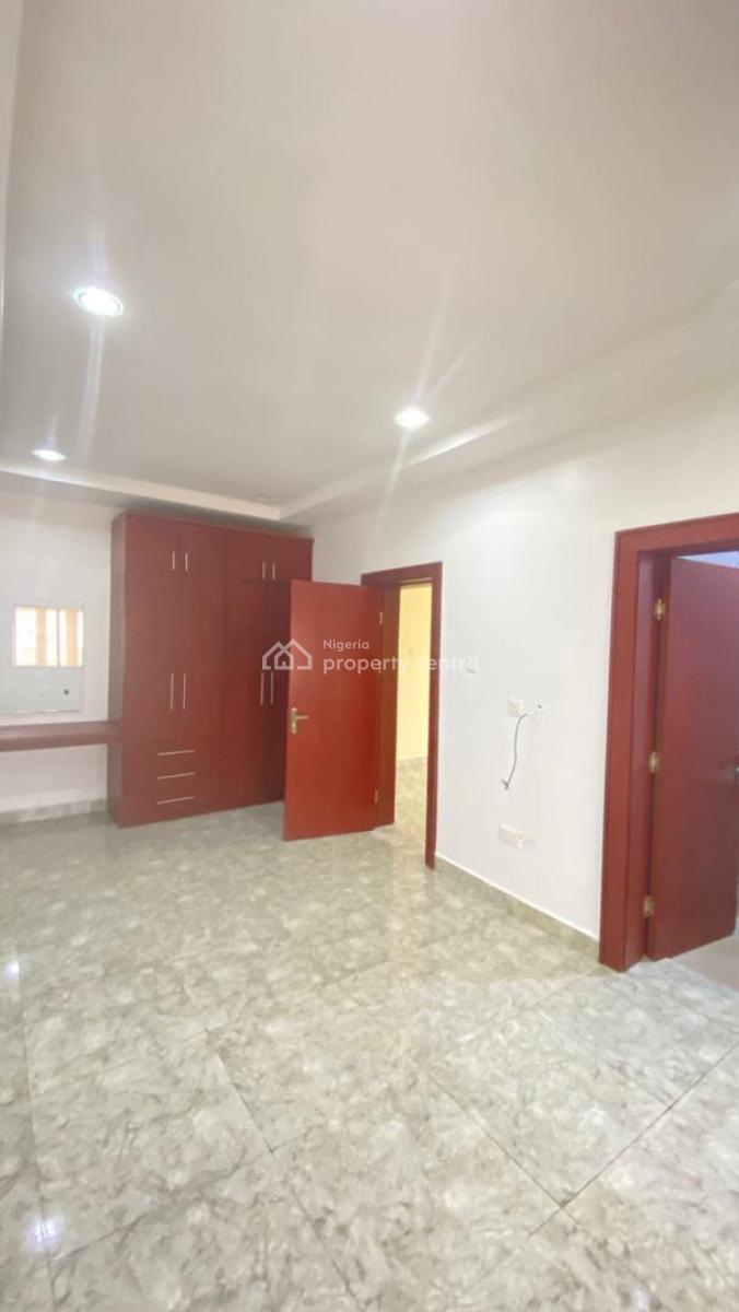 Spacious and Comfortable 3 Bedroom Duplex, Jahi, Abuja, Terraced Duplex for Rent