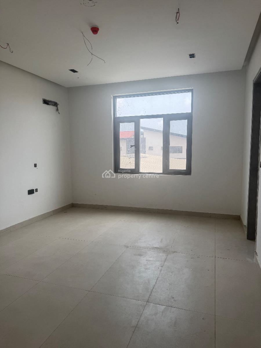 Luxury 3 Bedroom Apartment, Off Admiralty Way, Lekki Phase 1, Lekki, Lagos, House for Sale