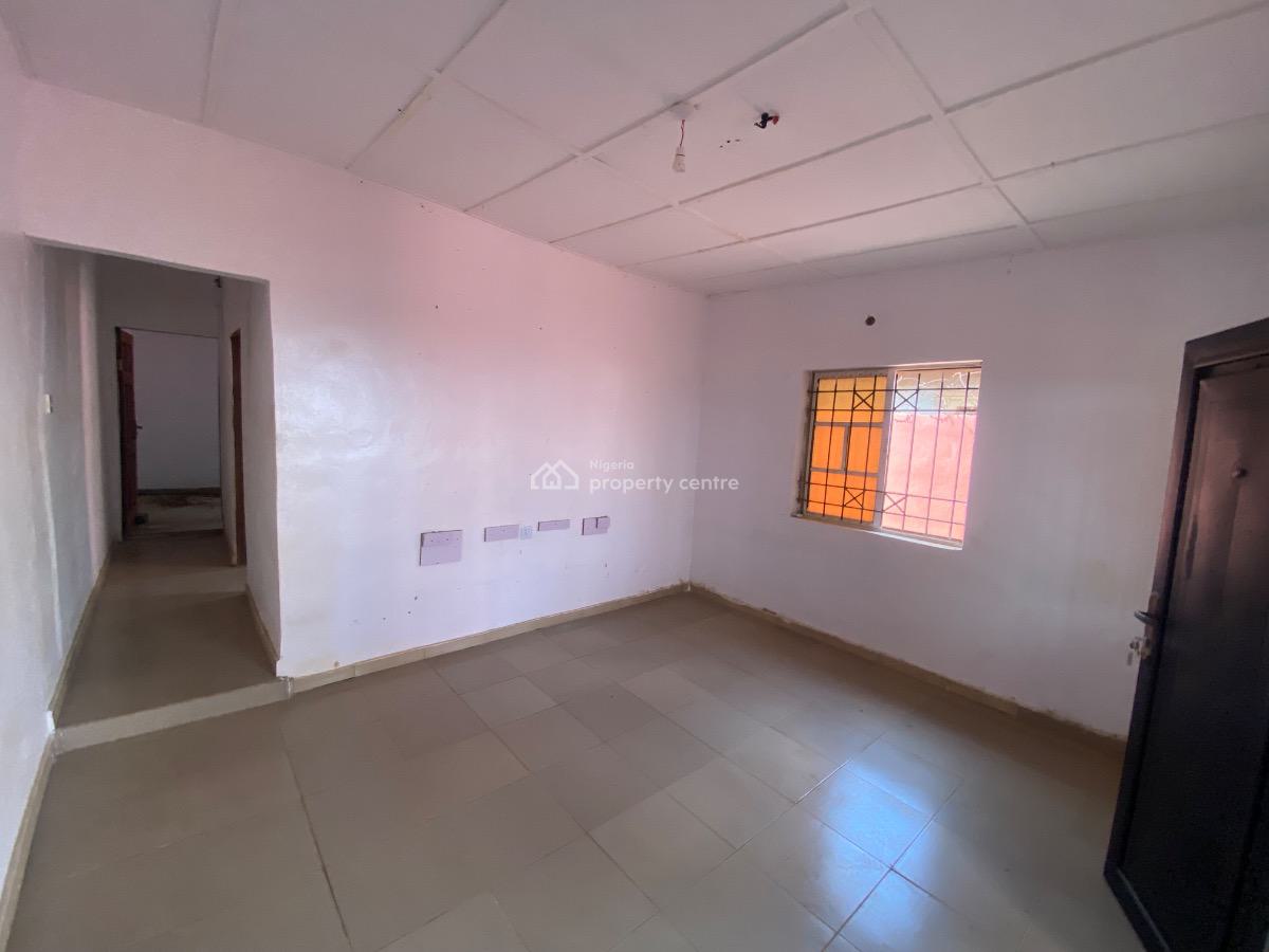Well Maintained Mini Flat, Ikorodu, Lagos, Mini Flat (room and Parlour) for Rent