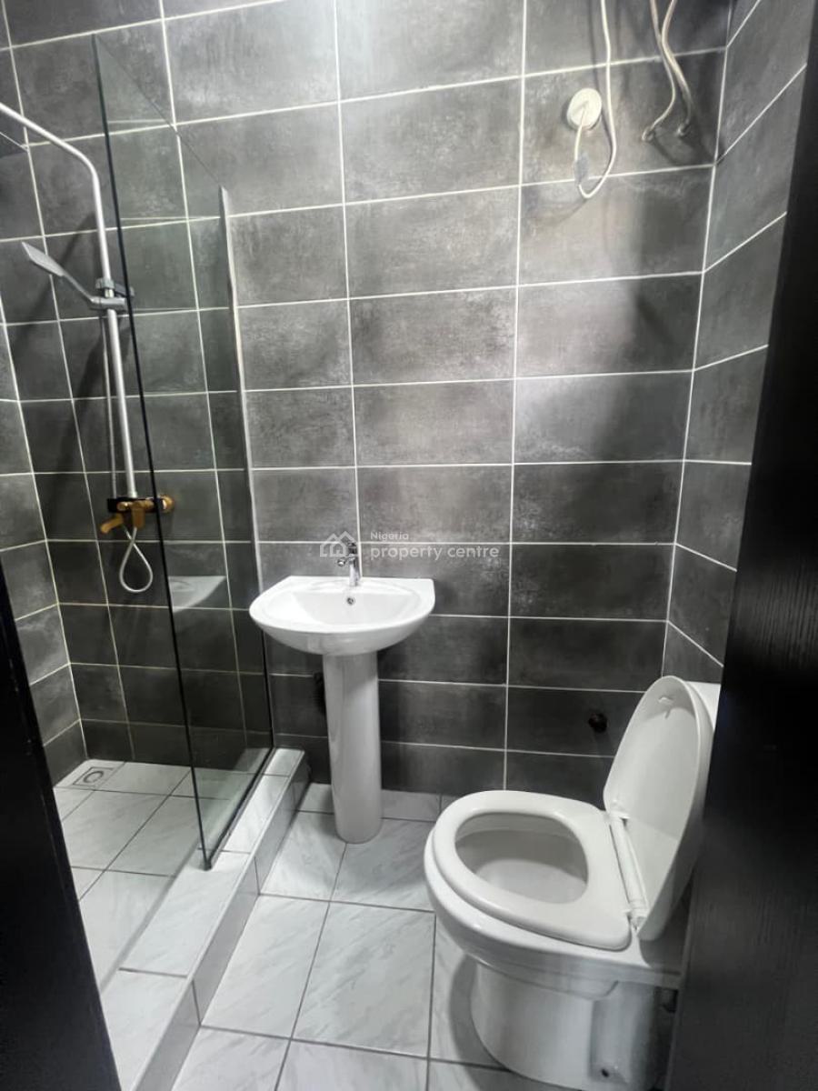 Lovely 2 Bedroom Apartment, Oral Estate, Lekki, Lagos, Flat / Apartment Short Let