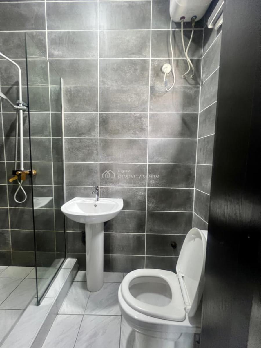 Lovely 2 Bedroom Apartment, Oral Estate, Lekki, Lagos, Flat / Apartment Short Let