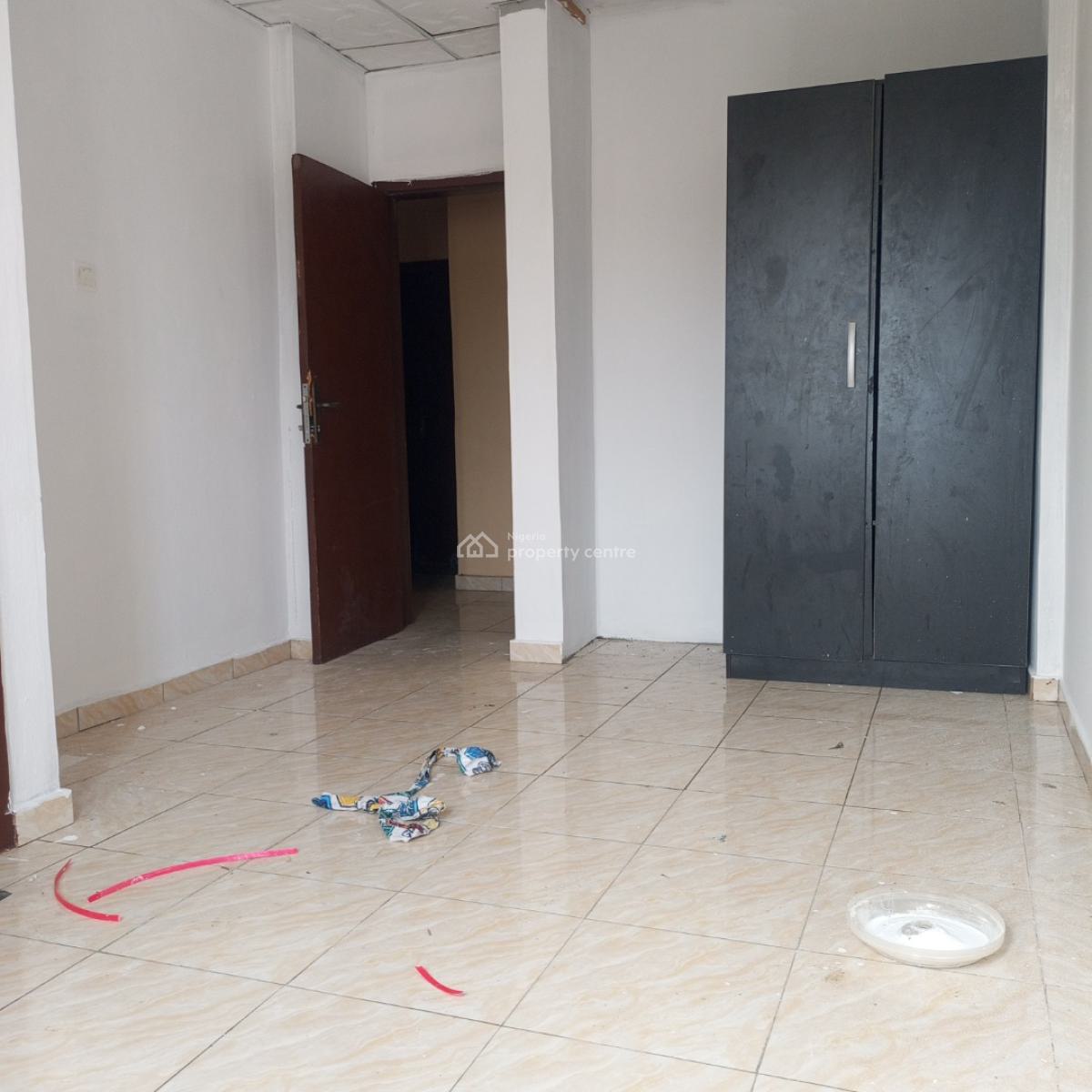 Shared Apartment Self Contain, Ado Road, Badore, Ajah, Lagos, Self Contain (single Rooms) for Rent
