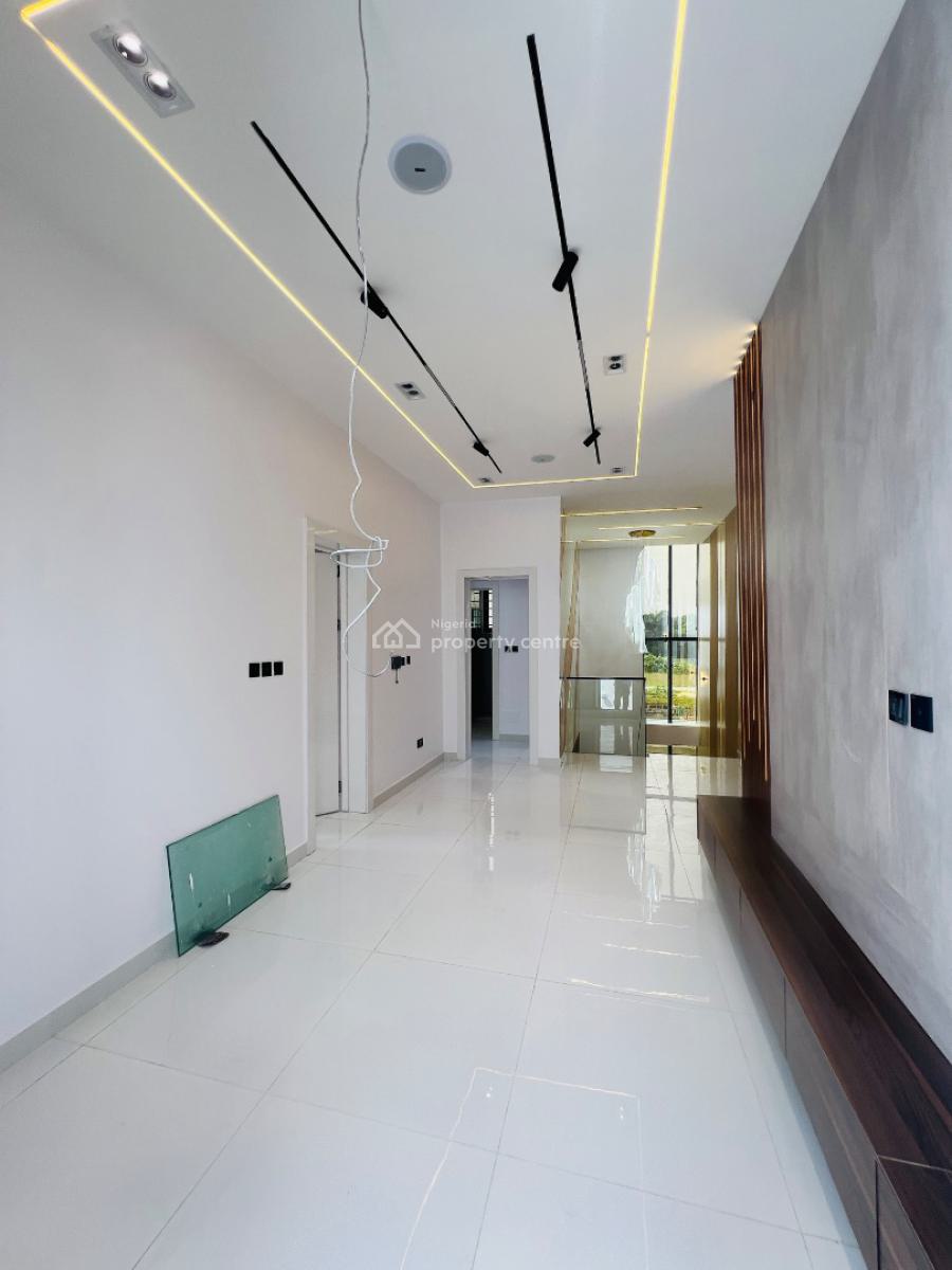 Magnificent 5 Bedroom Duplex with Swimming Pool, Lekki Conservation Center Chevron, Lekki Phase 2, Lekki, Lagos, Detached Duplex for Sale