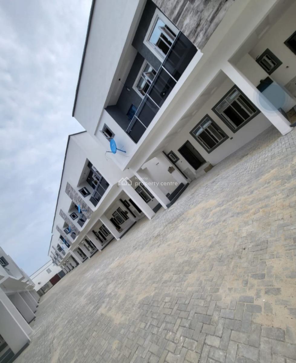 Luxurious Serviced 3 Bedroom Terrace Duplex, Orchid, Lekki Phase 2, Lekki, Lagos, Terraced Duplex for Sale