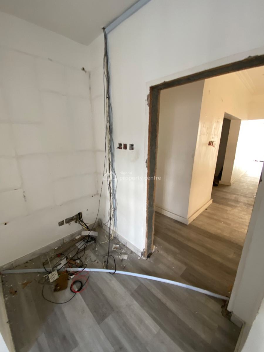 98 Square Meter First Floor Office Space, Off Admiralty Way, Lekki Phase 1, Lekki, Lagos, Office Space for Rent