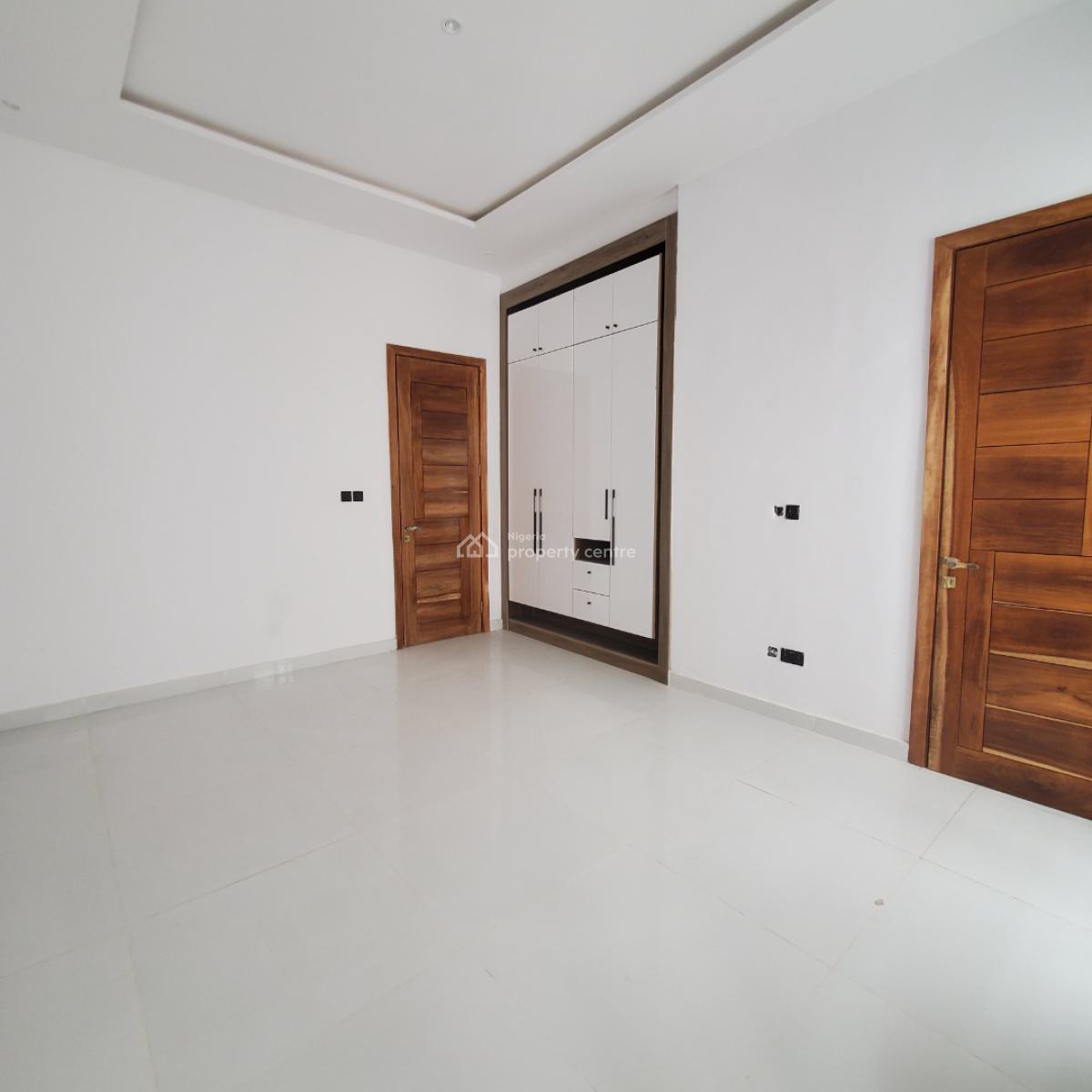 Stunning and Luxurious 5 Bedroom Duplex with a Pool and Bq, Ikota, Lekki, Lagos, House for Sale