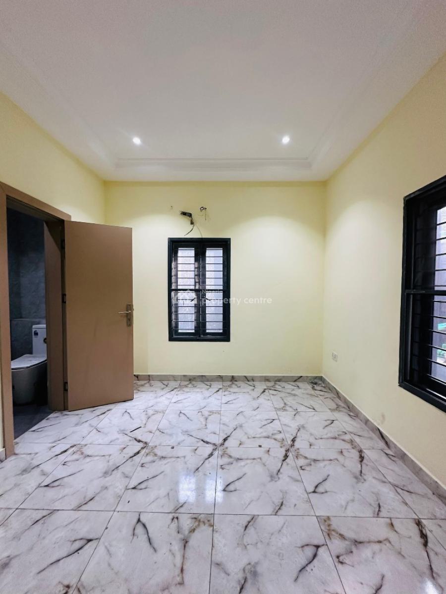 Newly Built 2 Bedroom Apartment and 4 Bedroom Penthouse with Study, Lekki Phase 1, Lekki, Lagos, Flat / Apartment for Sale