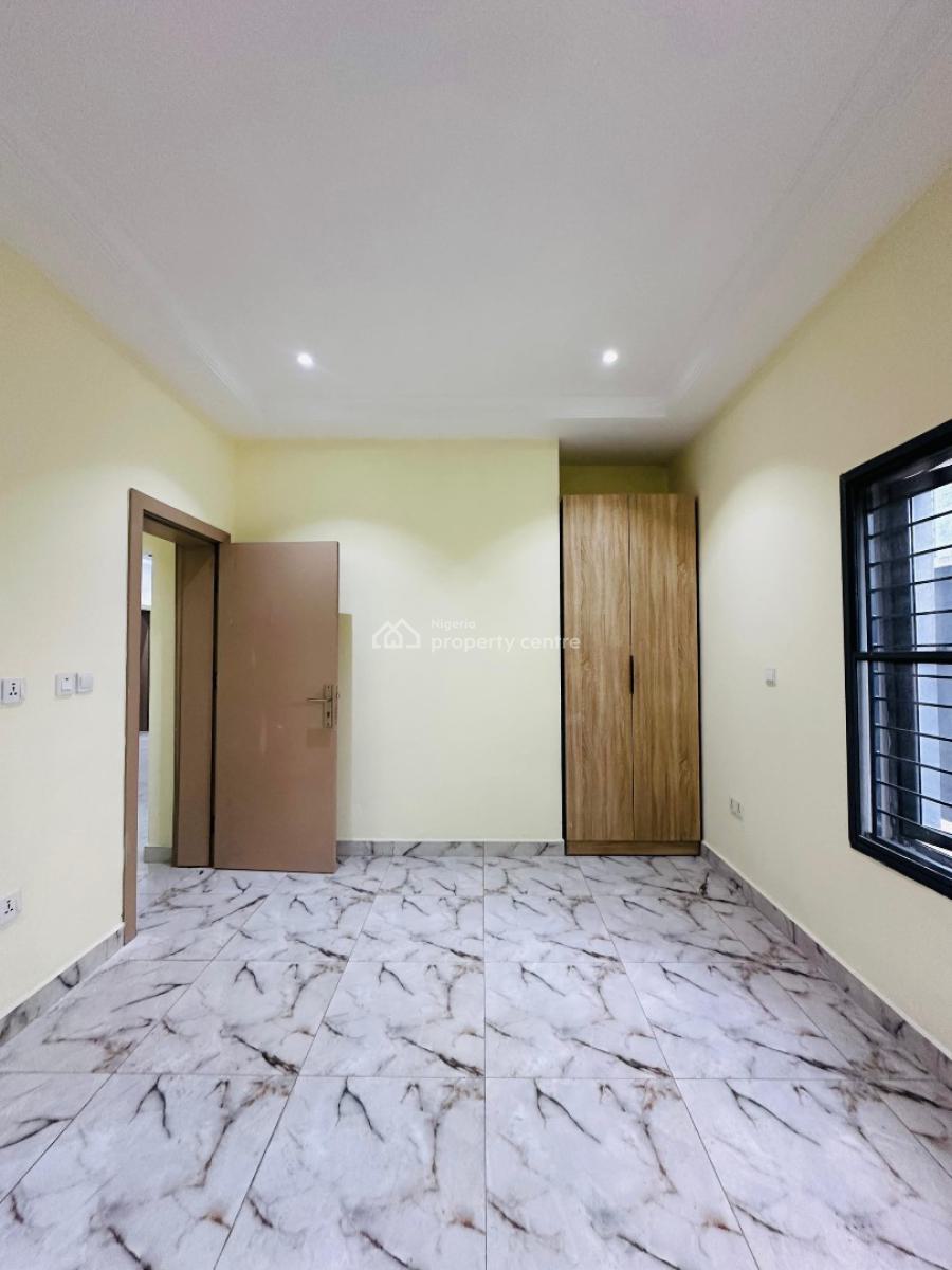 Newly Built 2 Bedroom Apartment and 4 Bedroom Penthouse with Study, Lekki Phase 1, Lekki, Lagos, Flat / Apartment for Sale