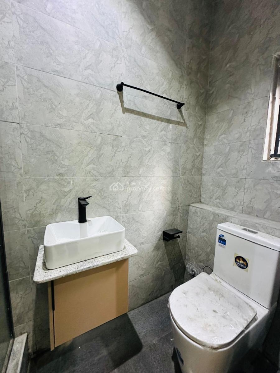 Newly Built 2 Bedroom Apartment and 4 Bedroom Penthouse with Study, Lekki Phase 1, Lekki, Lagos, Flat / Apartment for Sale