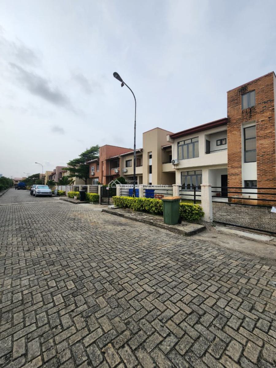 Well Finished Self Serviced of 3 Bedroom Terrace with a Room Bq, Lekki Phase 1, Lekki, Lagos, Terraced Duplex for Rent