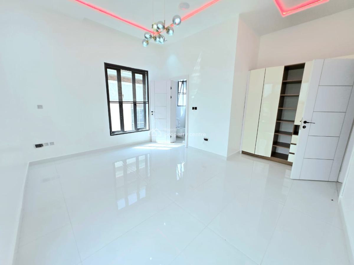 Luxury 6-bedroom Fully Detached Duplex, Pinnock Beach Estate, Osapa, Lekki, Lagos, Detached Duplex for Sale