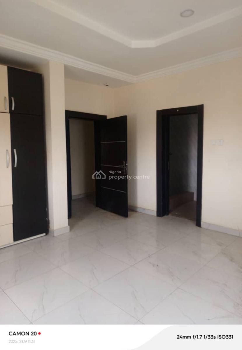 Newly Renovated 3 Bedroom Apartment, Addo, Ajah, Lagos, Flat / Apartment for Rent