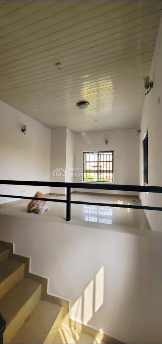 Newly Renovated 4-bedroom Detached House, Chevron, Lekki, Lagos, Detached Duplex for Rent