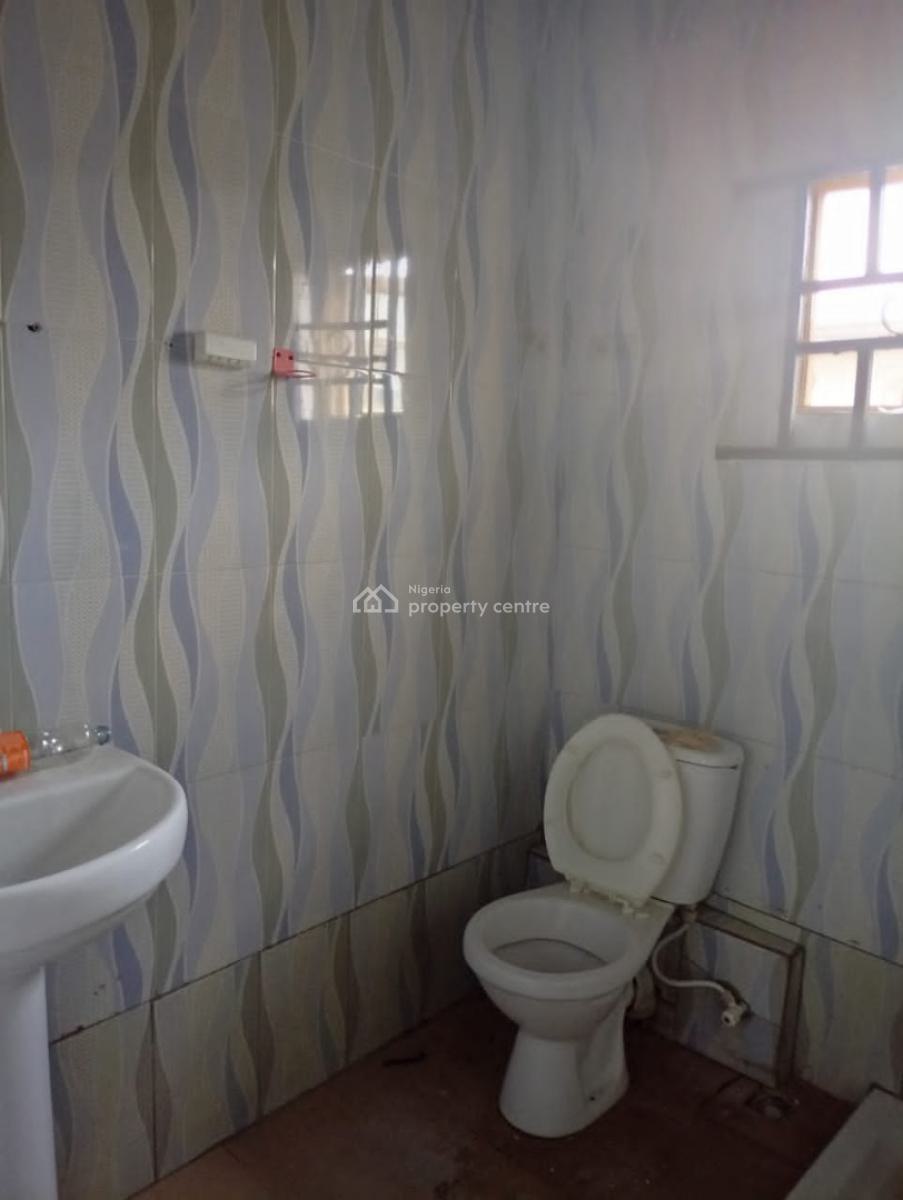 3 Bedroom Flat, Fagba, Agege, Lagos, Flat / Apartment for Rent