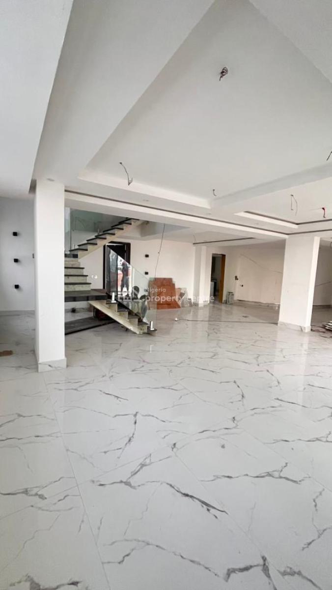 4 Bedroom Maisonette with Elevator, Jetty, Swimming Pool and Gym, Banana Island, Ikoyi, Lagos, Block of Flats for Sale