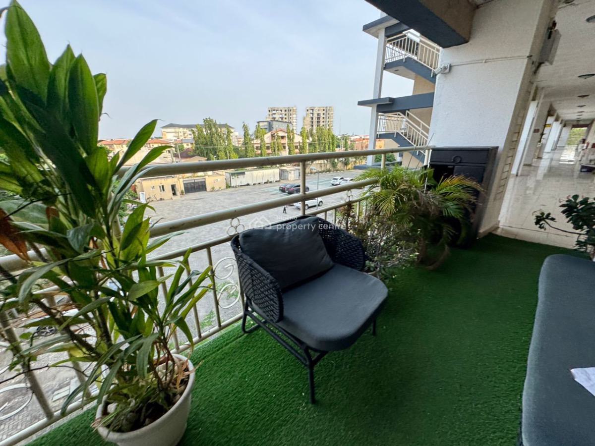 Luxury 3 Bedroom Waterfront Apartment, Off Admiralty Way, Lekki Phase 1, Lekki, Lagos, Flat / Apartment for Sale