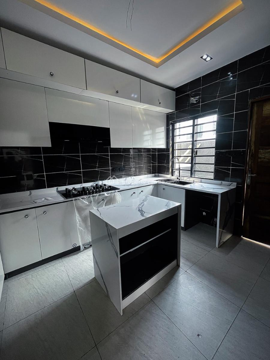 4-bedroom Semi-detached House with Bq, Orchid Road, Lekki, Lagos, Semi-detached Duplex for Sale