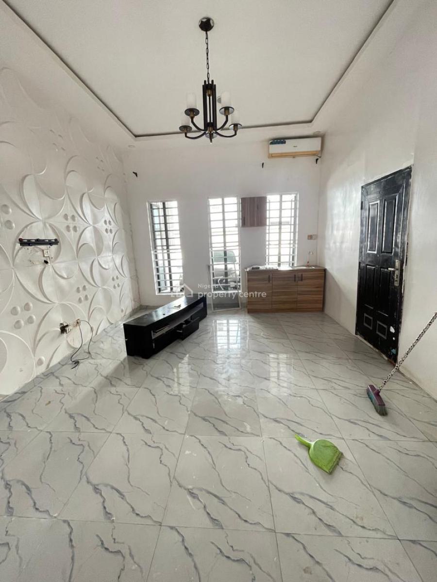 Luxurious Mini Flat, Orchidée Road, Lekki Phase 2, Lekki, Lagos, Self Contain (single Rooms) for Rent