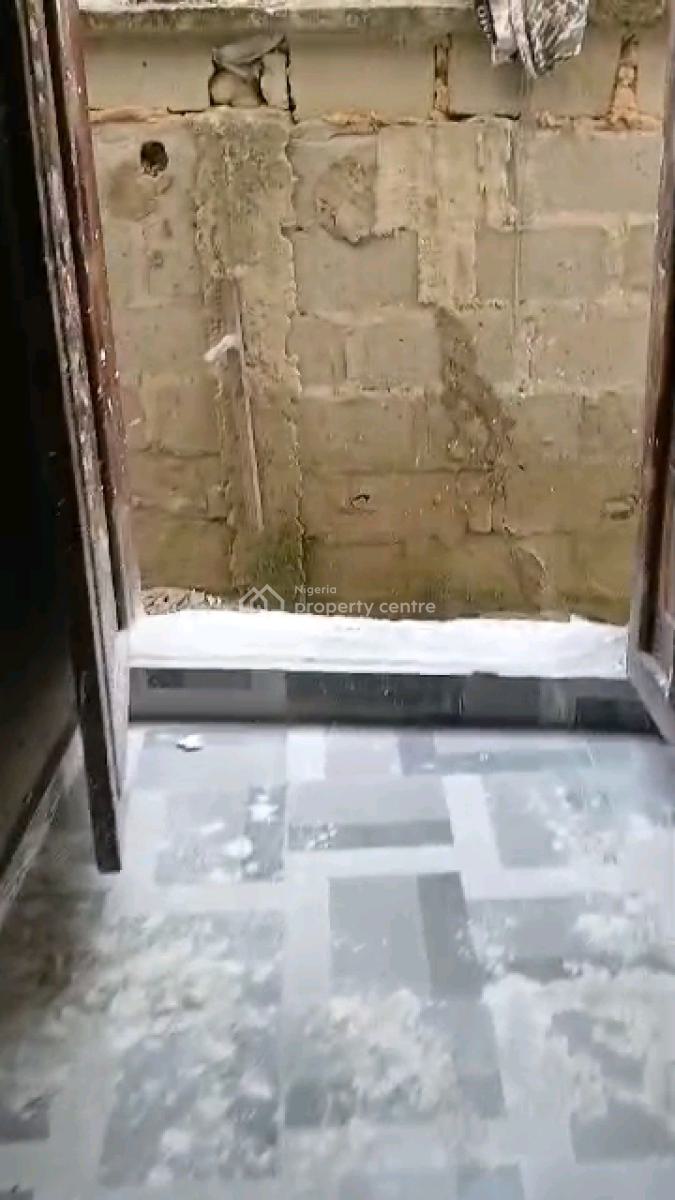 Newly Built and  Spacious Mini Flat, Onike, Iwaya, Yaba, Lagos, Mini Flat (room and Parlour) for Rent