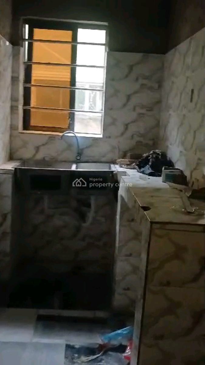 Newly Built and  Spacious Mini Flat, Onike, Iwaya, Yaba, Lagos, Mini Flat (room and Parlour) for Rent