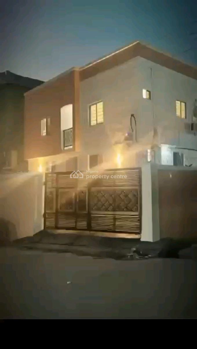 Studio Apartment., Akilo Street, Ladilak, Shomolu, Lagos, Self Contain (single Rooms) for Sale