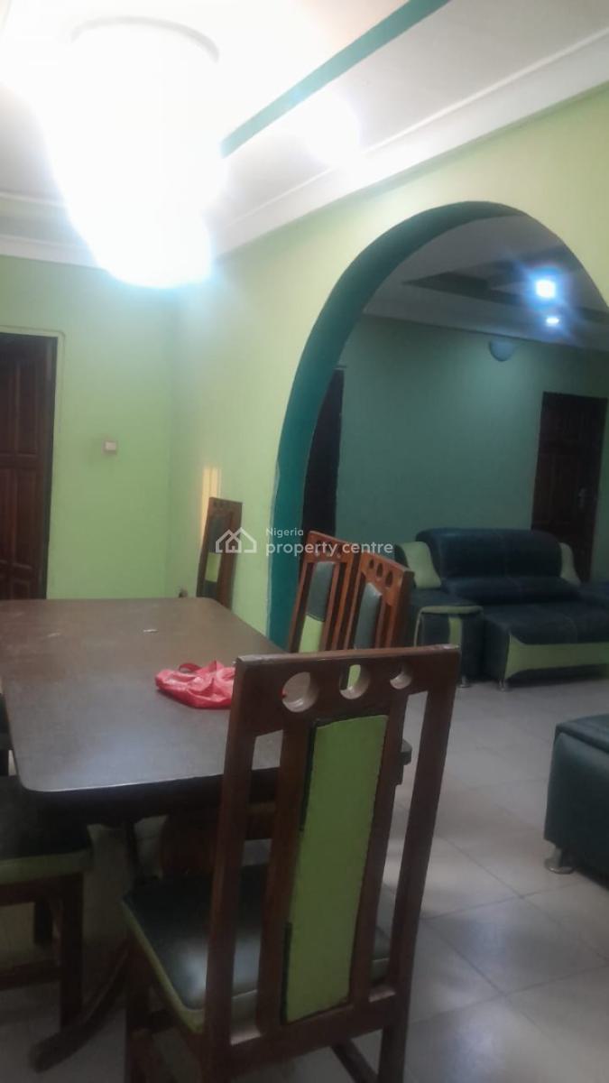 3 Bedroom Apartment, Alade Olufunmi Crescent, Idimu, Lagos, Flat / Apartment for Sale