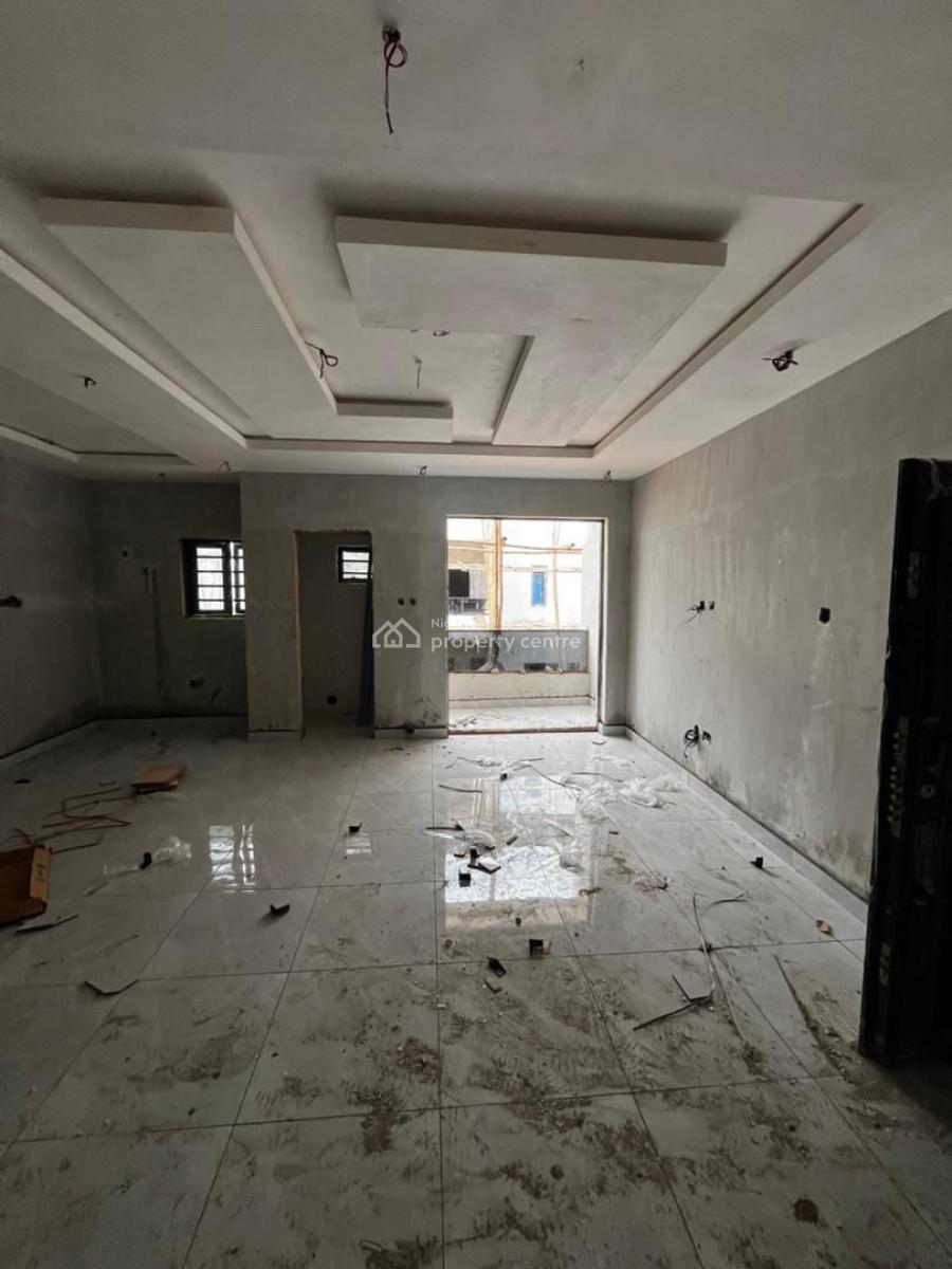 Exquisite 3 Bedroom Apartment with Pool & Gym in Serene Environment, Maryland, Lagos, Flat / Apartment for Sale