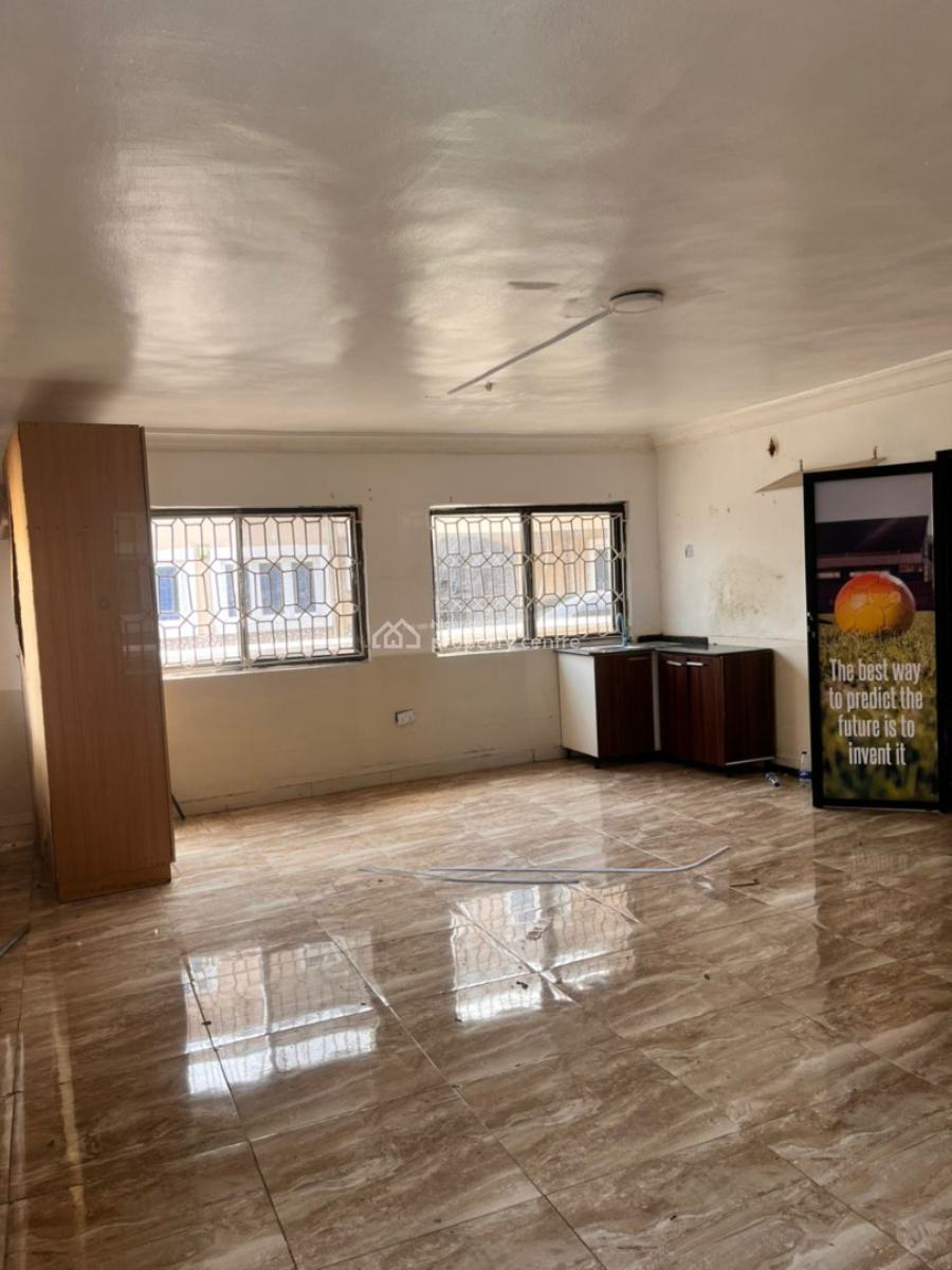 Studio Apartment, Mobile Road, Ilaje, Ajah, Lagos, Self Contain (single Rooms) for Rent