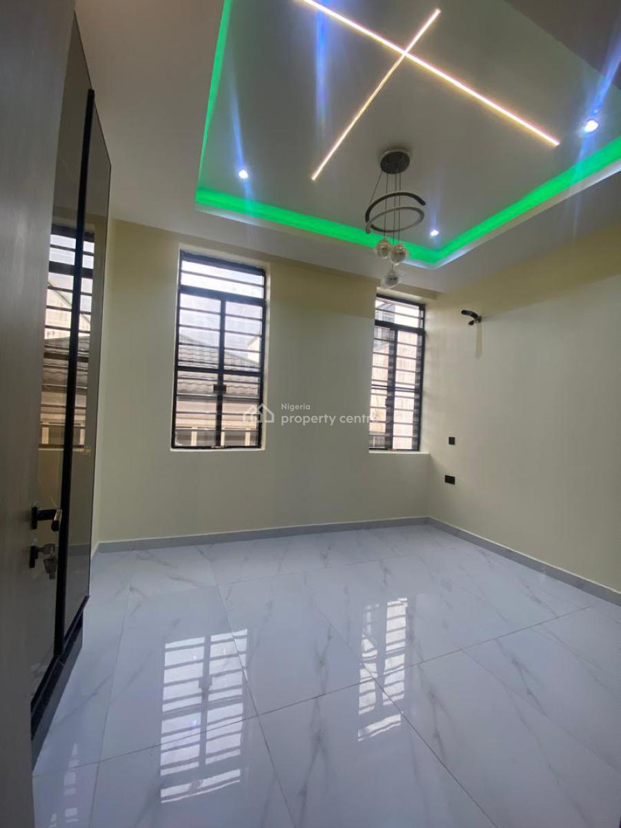 3 Bedroom Apartment with Bq, Lekki Phase 1, Lekki, Lagos, Flat / Apartment for Sale