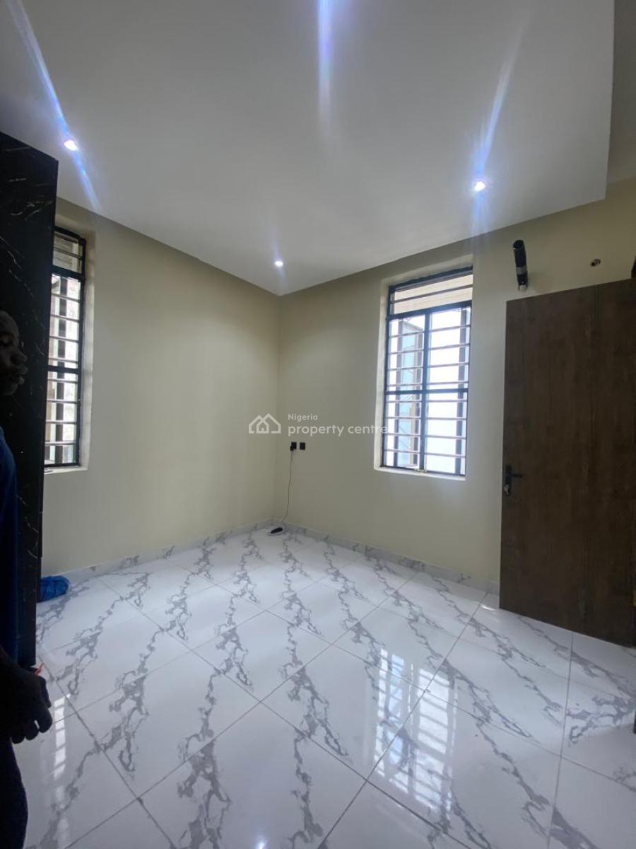 3 Bedroom Apartment with Bq, Lekki Phase 1, Lekki, Lagos, Flat / Apartment for Sale