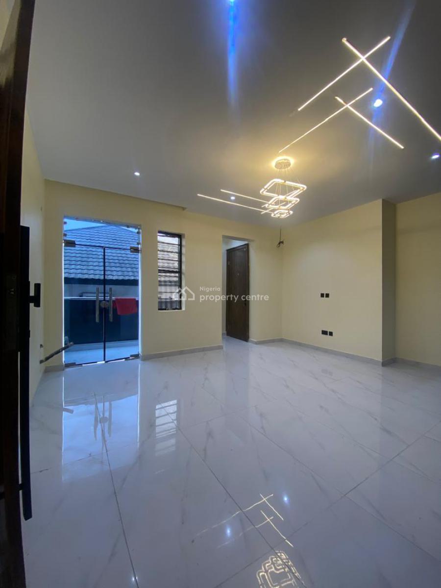 3 Bedroom Apartment with Bq, Lekki Phase 1, Lekki, Lagos, Flat / Apartment for Sale