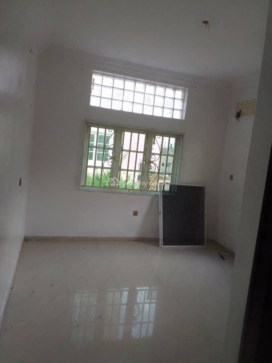 Serviced 3 Bedroom Flat with Pool (ground Floor), Lekki Phase 1, Lekki, Lagos, Flat / Apartment for Rent
