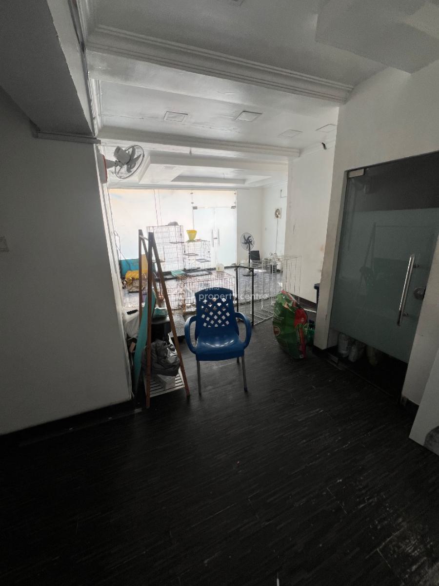 Ground Floor Shop / Commercial Space Facing a Major Commercial Road, Lekki Phase 1, Lekki, Lagos, Commercial Property for Rent