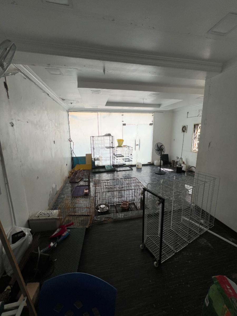 Ground Floor Shop / Commercial Space Facing a Major Commercial Road, Lekki Phase 1, Lekki, Lagos, Commercial Property for Rent