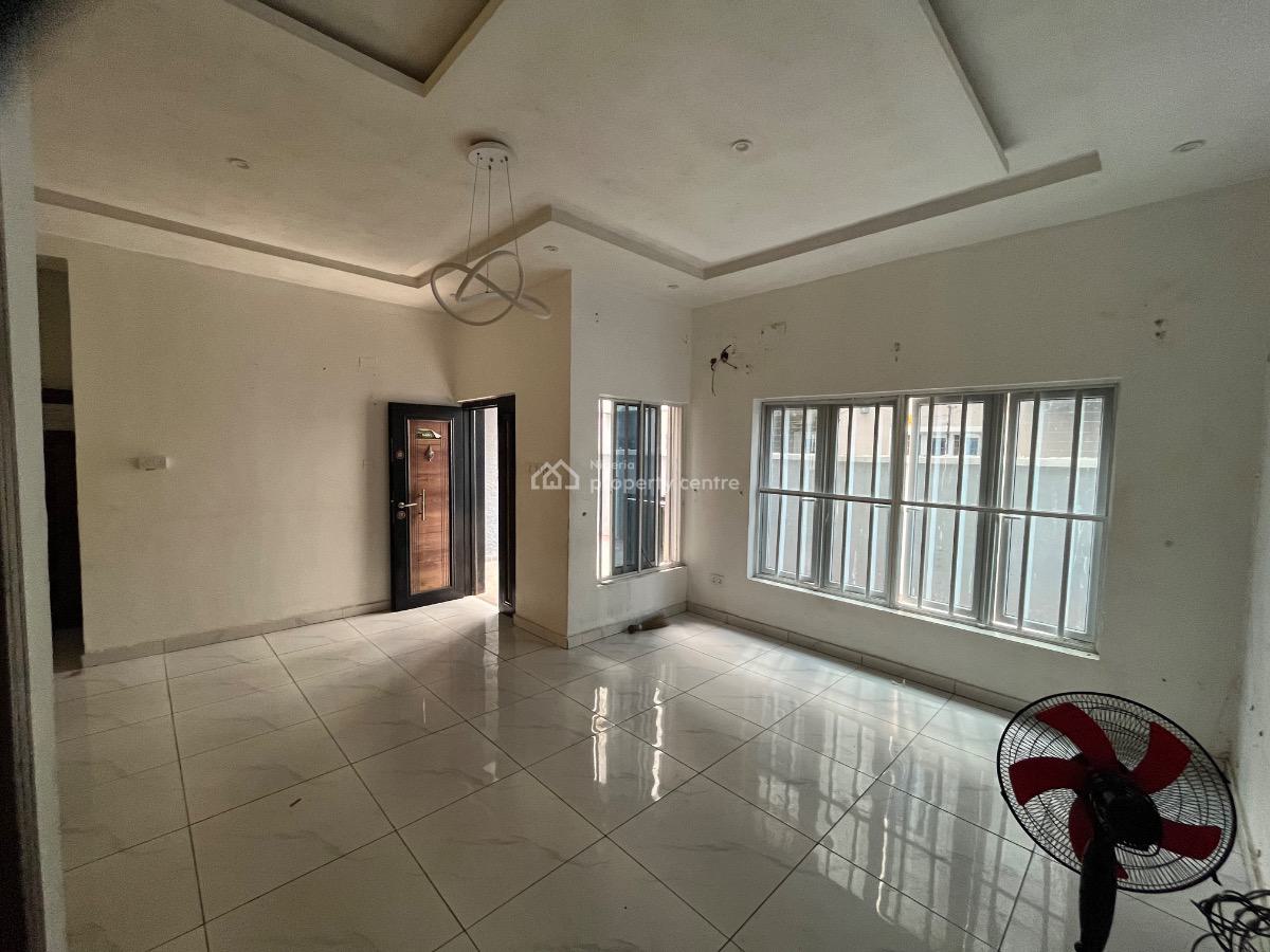 3 Bedroom Apartment on The Ground Floor, Ilasan, Ikate, Lekki, Lagos, Flat / Apartment for Rent